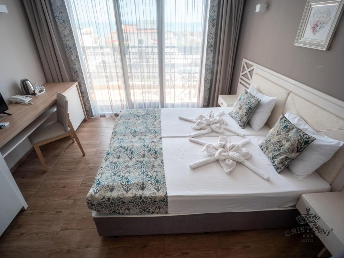Cristiani Hotel 3*