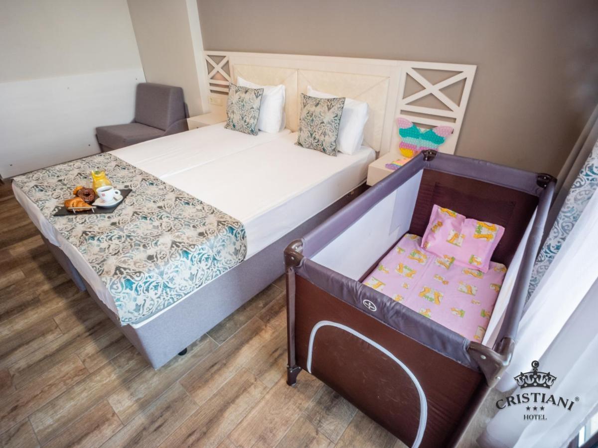 Hotel Cristiani